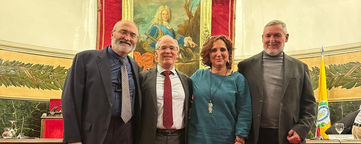 La Real Academia Nacional de Medicina de España premia la labora en Docencia y Educación a dos médicos de família